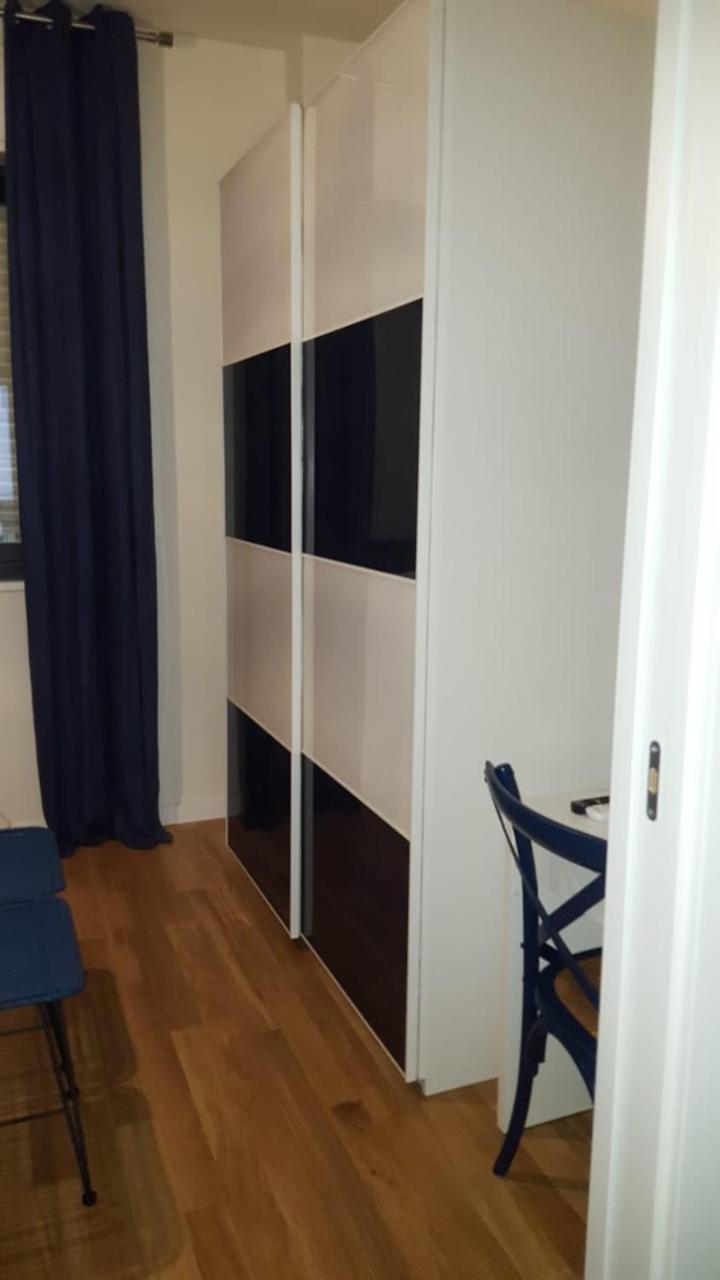 Gatto Bianco Apartment Bari Exterior foto
