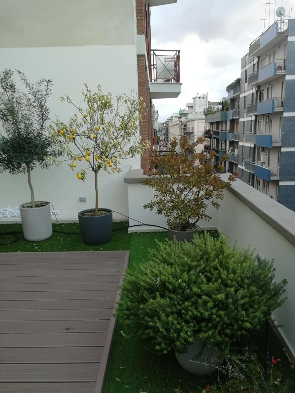 Gatto Bianco Apartment Bari Exterior foto