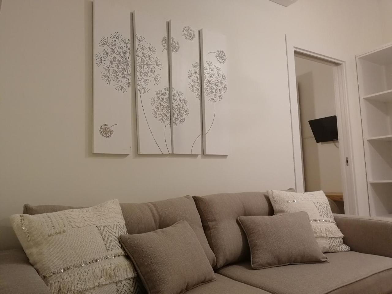 Gatto Bianco Apartment Bari Exterior foto