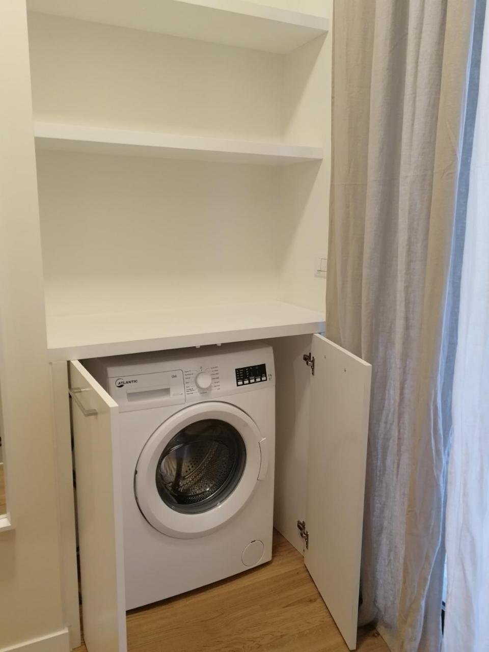Gatto Bianco Apartment Bari Exterior foto